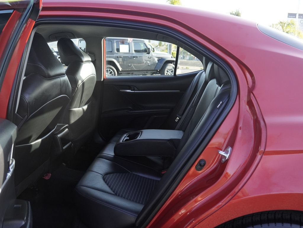 Used 2023 Toyota Camry SE FWD image 21