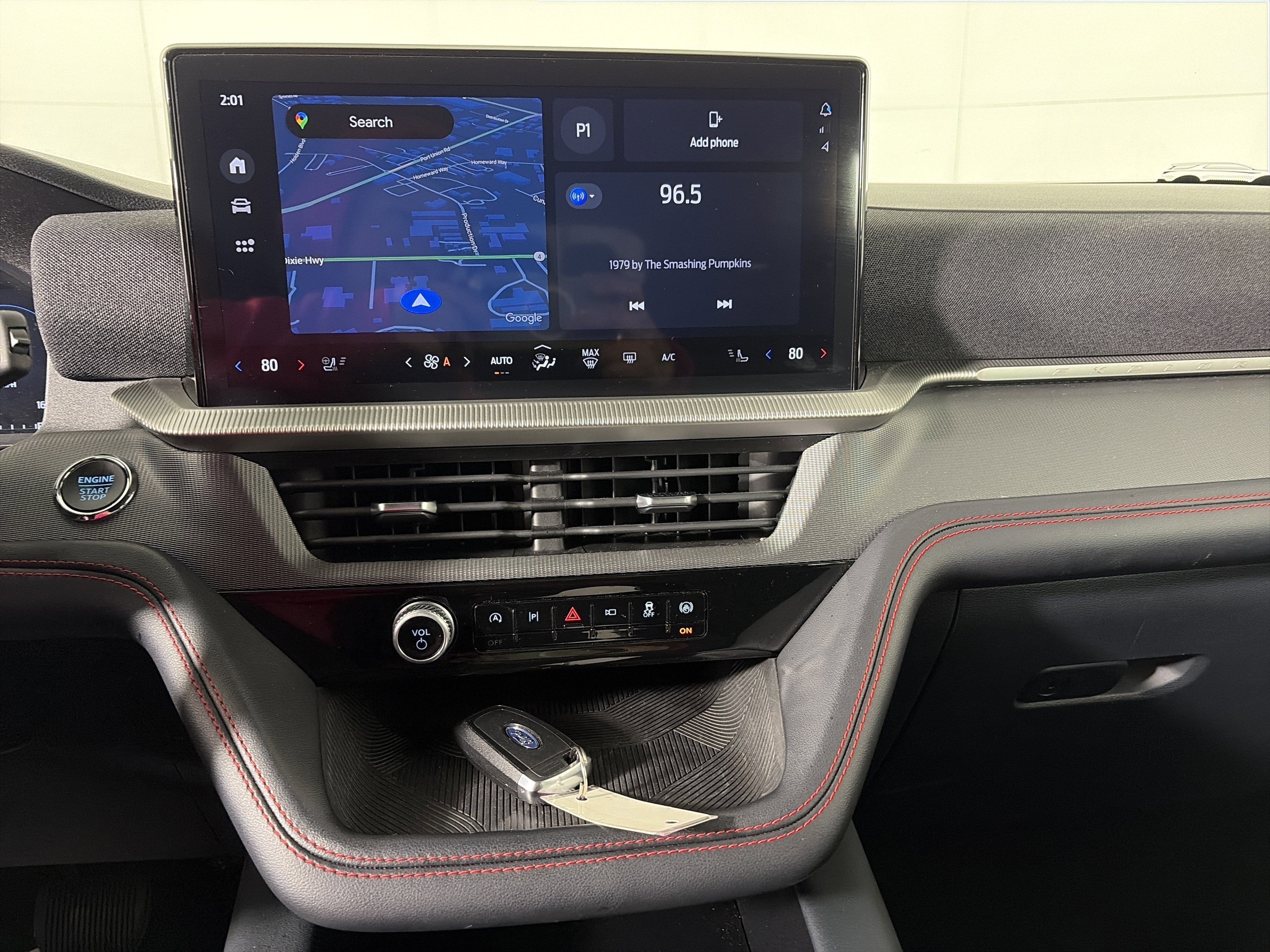 Used 2025 Ford Explorer ST-Line w/ ST-Line Street Pack image 22