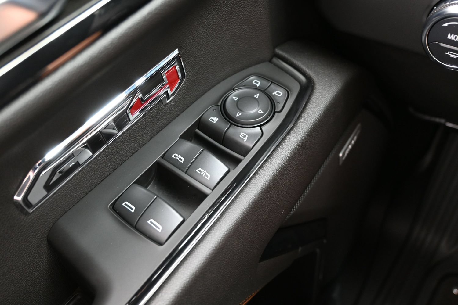 Used 2023 GMC Sierra 1500 AT4 w/ Technology Package AWD/4WD image 24