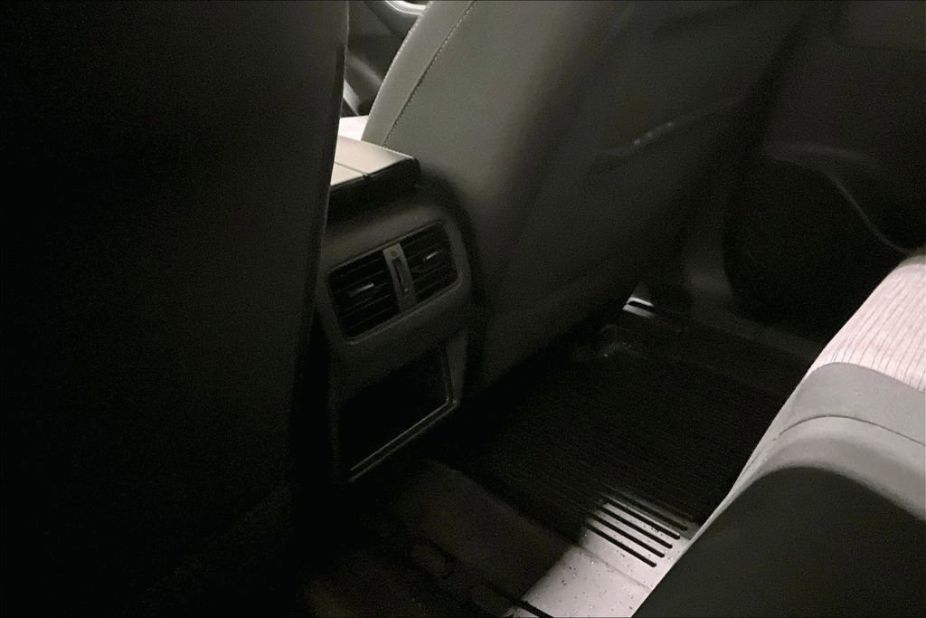Used 2022 Nissan Rogue S image 10