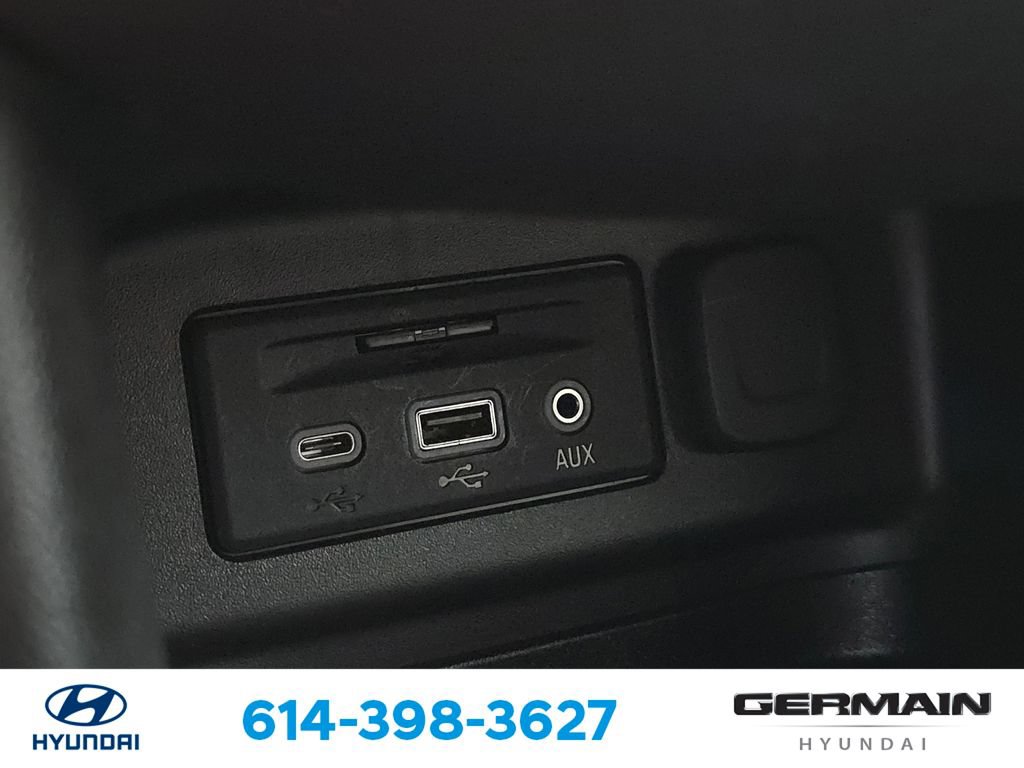 Used 2021 Chevrolet Equinox LT FWD image 33
