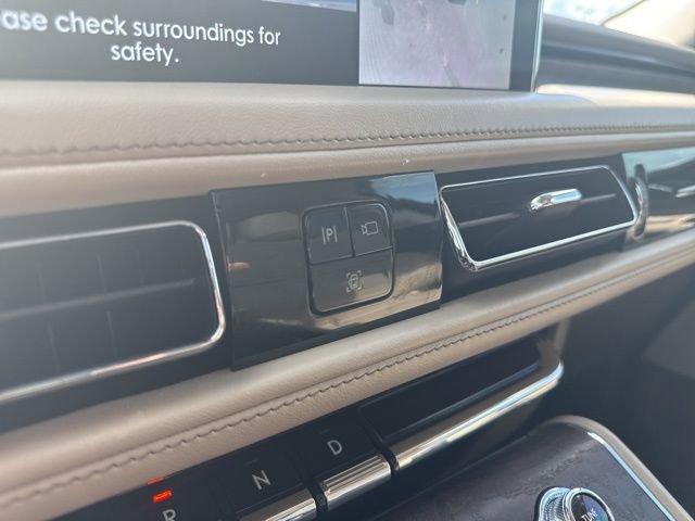 Certified 2021 Lincoln Aviator Reserve w/ Equipment Group 201A image 25