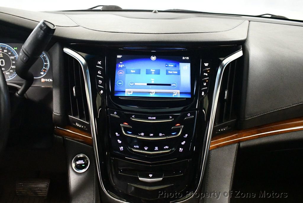 Used 2015 Cadillac Escalade Premium image 28