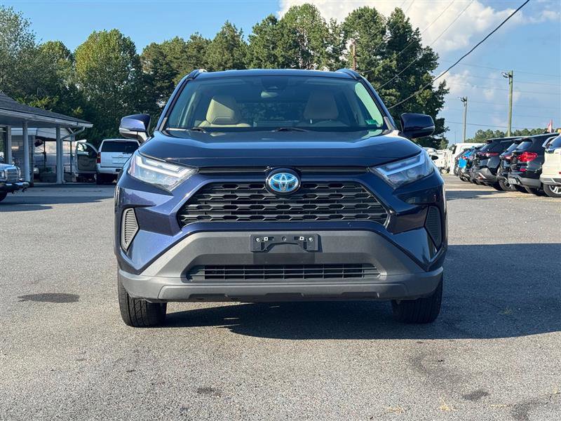 Used 2022 Toyota RAV4 XLE image 5