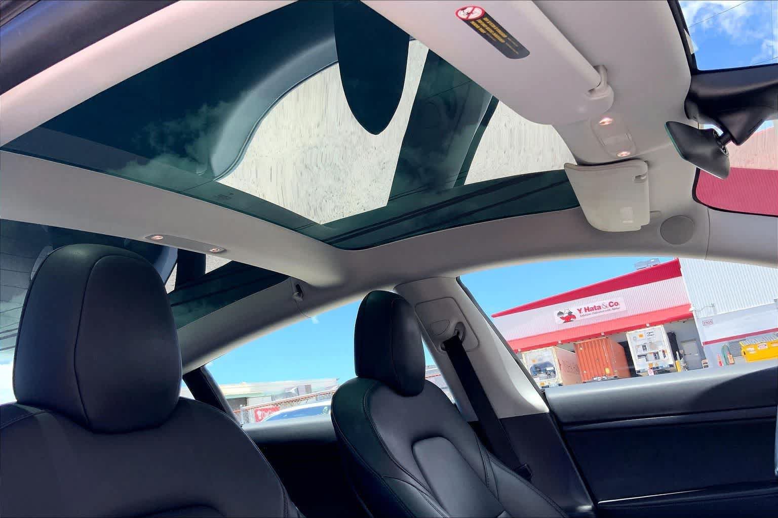 Used 2020 Tesla Model 3 Standard Range Plus RWD image 30