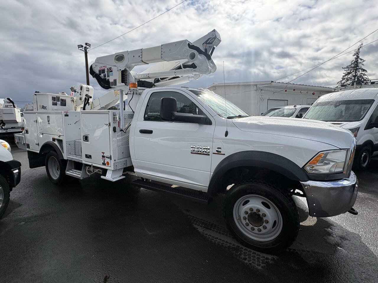 Used 2016 RAM 5500 Tradesman w/ Ambulance Prep Group image 3