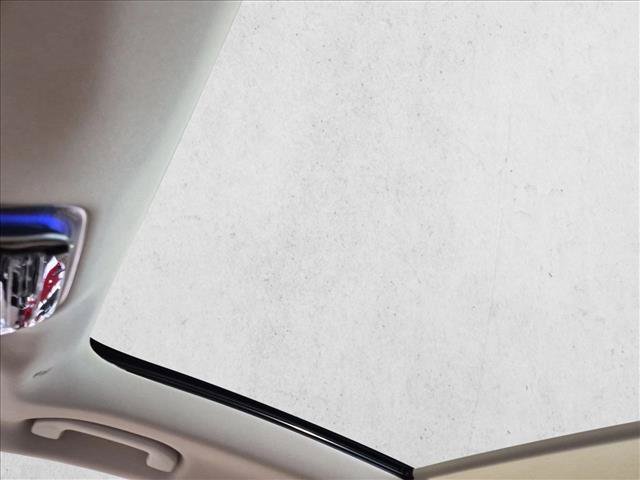 Certified 2023 Mercedes-Benz EQS 450+ 4MATIC SUV w/ Exclusive Trim Package image 15