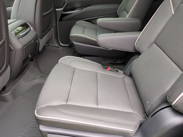 New 2026 Cadillac Escalade ESV Luxury w/ Touring Package AWD/4WD image 22