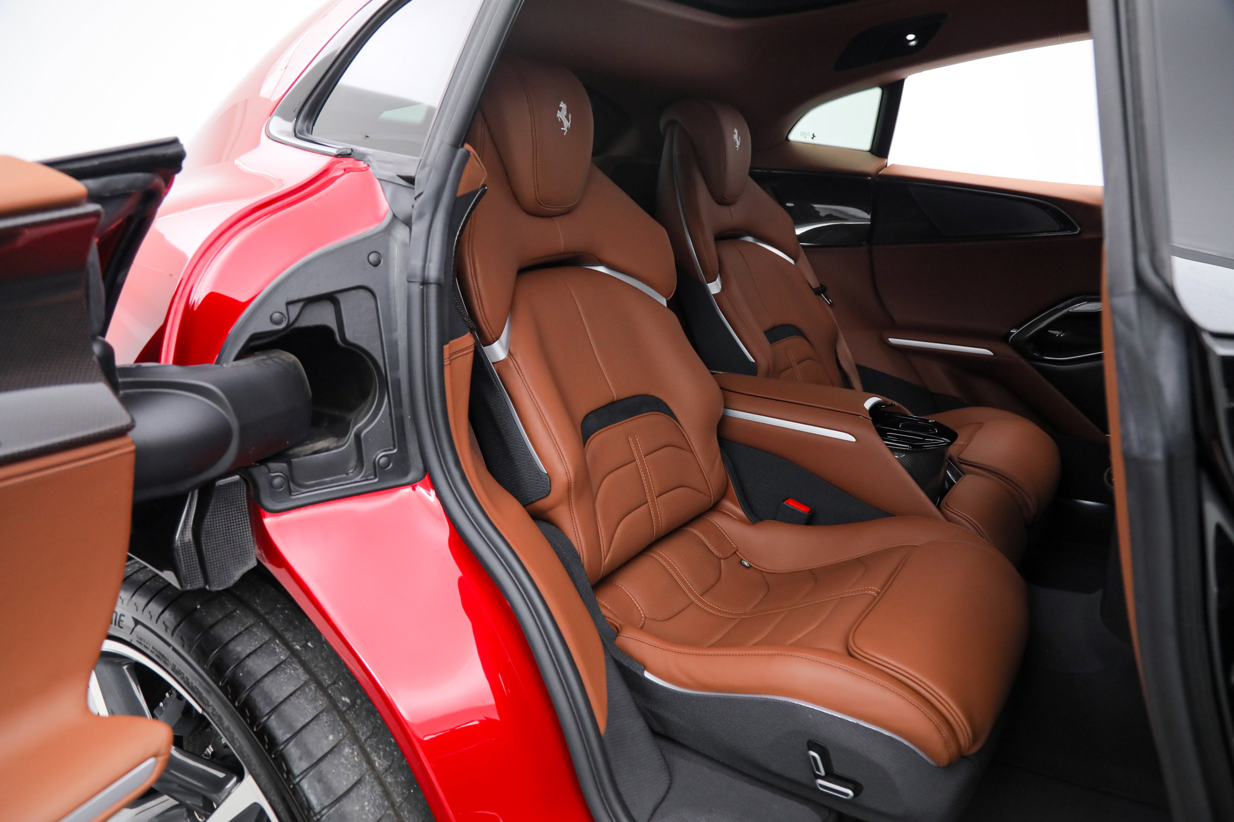 Certified 2024 Ferrari Purosangue AWD/4WD image 30
