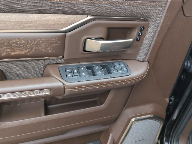 Certified 2025 RAM 3500 Longhorn AWD/4WD image 18