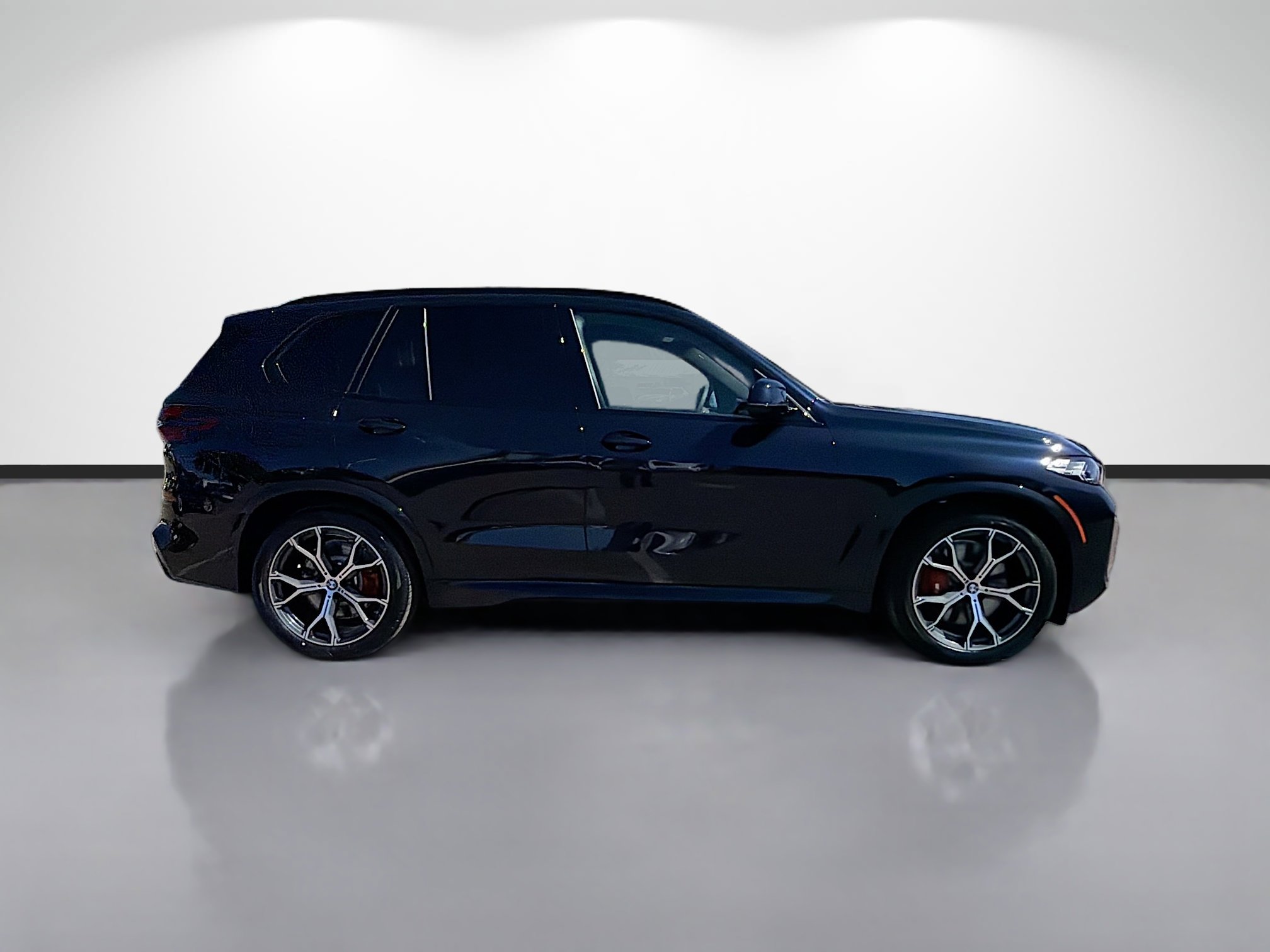 New 2026 BMW X5 xDrive50e w/ Executive Package image 2