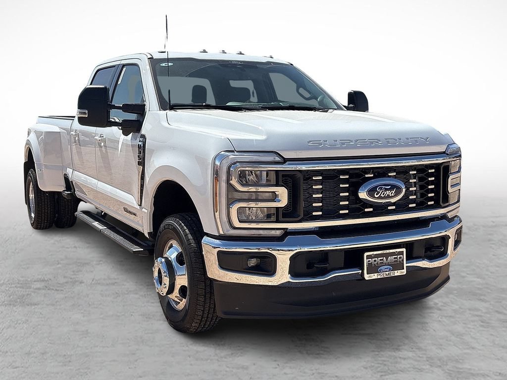 New 2026 Ford F350 XLT w/ XLT Premium Package AWD/4WD image 2