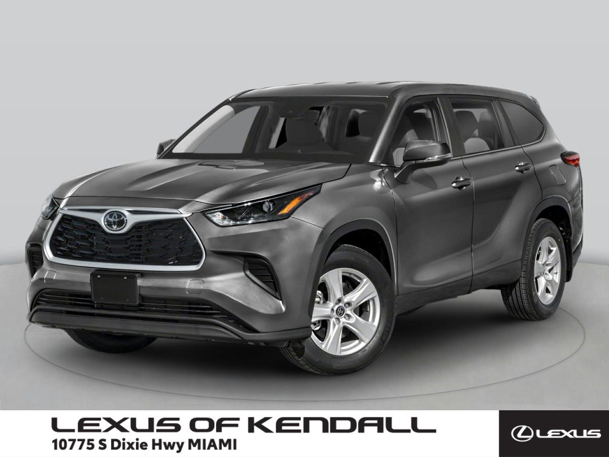 Used 2023 Toyota Highlander XLE image 1