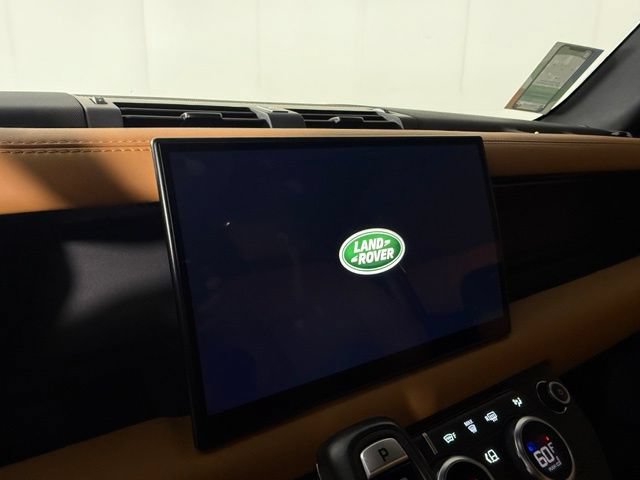 Used 2023 Land Rover Defender 90 Carpathian Edition AWD/4WD image 18