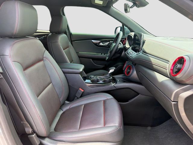 Used 2024 Chevrolet Blazer RS w/ Driver Confidence II Package FWD image 16