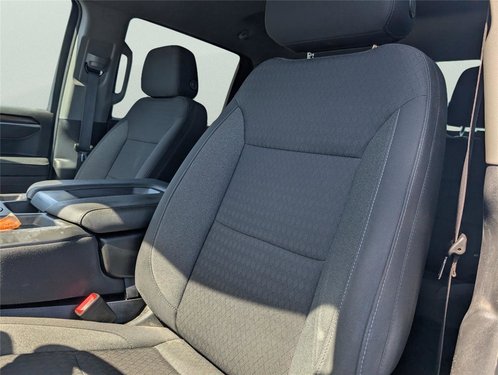 Used 2022 Chevrolet Silverado 1500 LT w/ Z71 Off-Road Package image 15