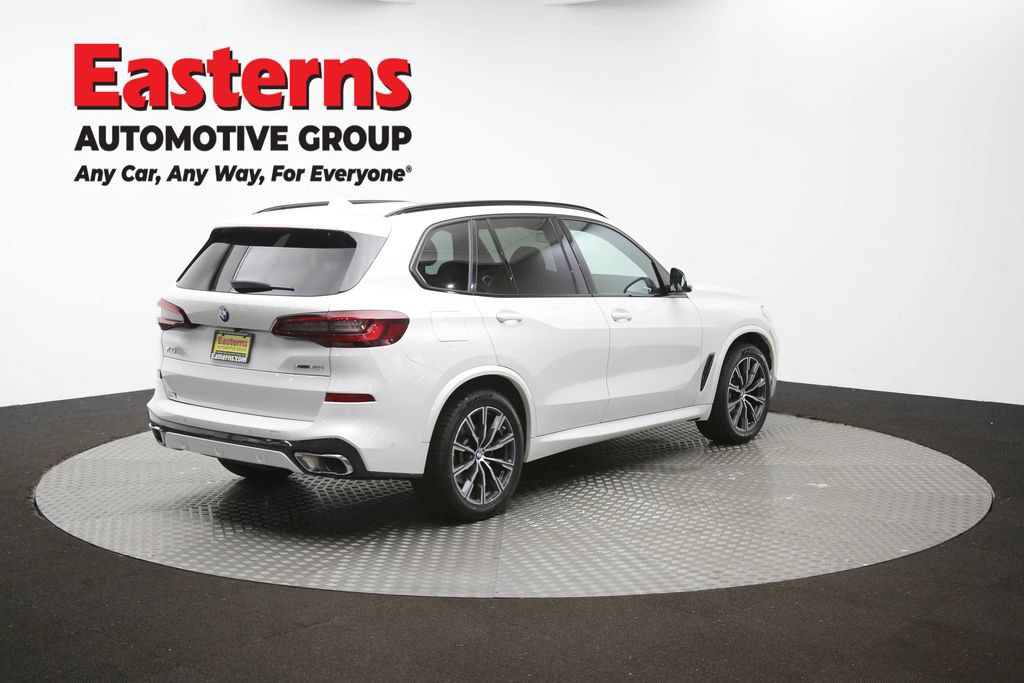 Used 2023 BMW X5 xDrive40i w/ M Sport Package AWD/4WD image 44