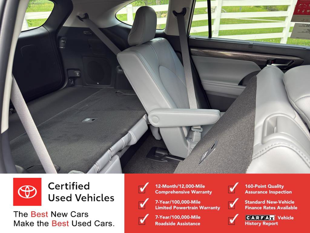 Certified 2026 Toyota Highlander Limited image 11