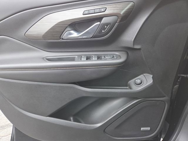 Certified 2020 GMC Terrain SLT w/ Preferred Package image 35