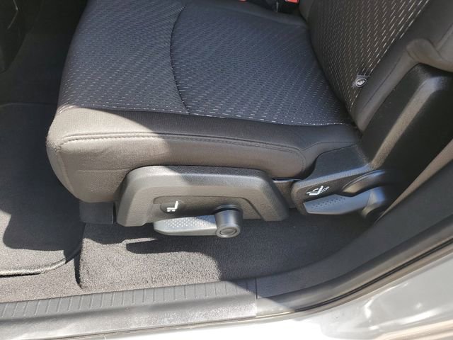 Used 2019 Dodge Journey SE FWD image 28