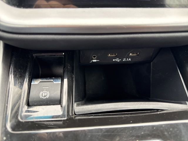 Used 2022 Subaru Outback Limited image 26