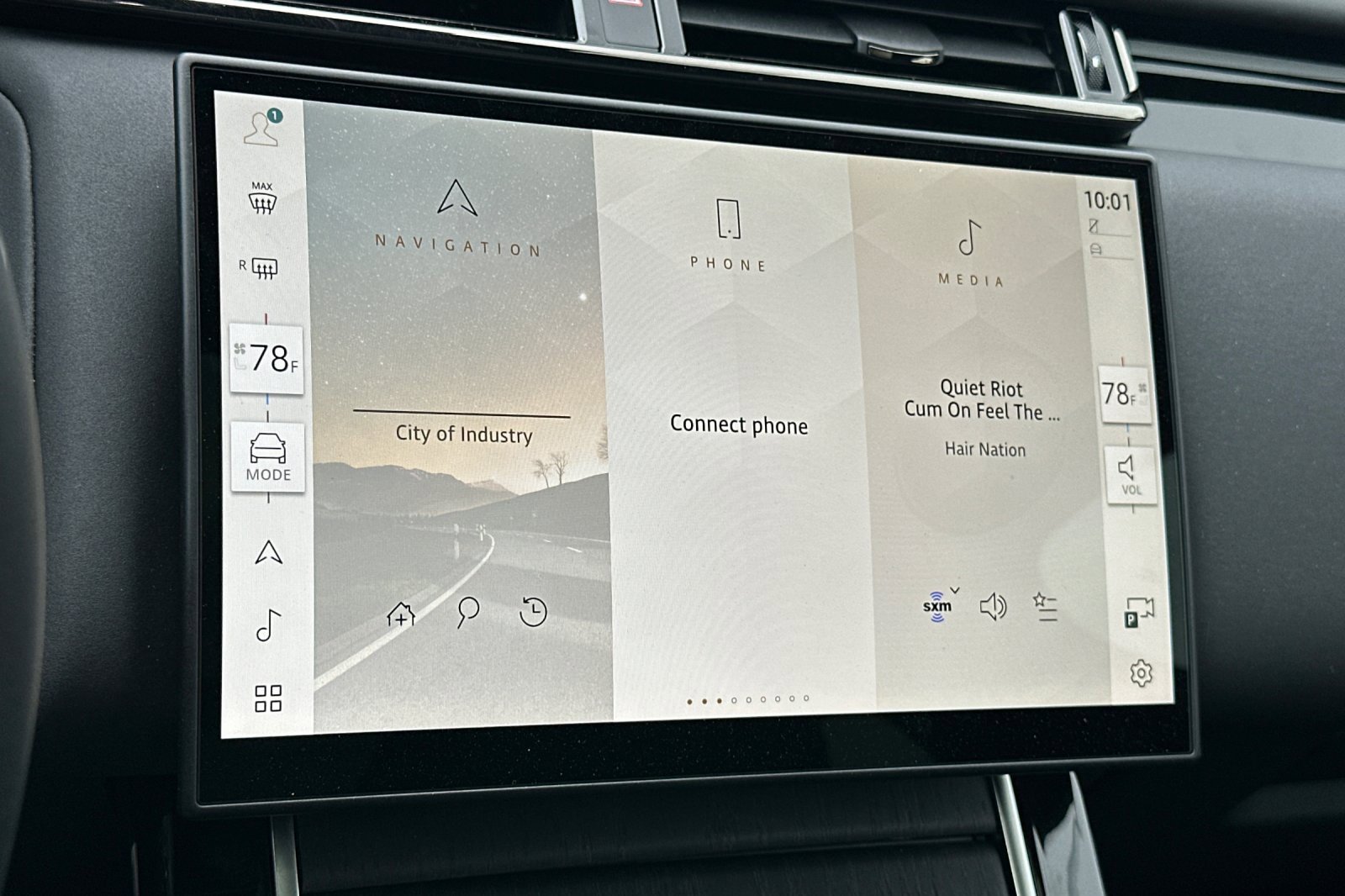 New 2026 Land Rover Range Rover Velar Dynamic SE image 21