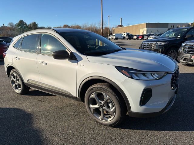 New 2026 Ford Escape ST-Line w/ Cold Weather Package