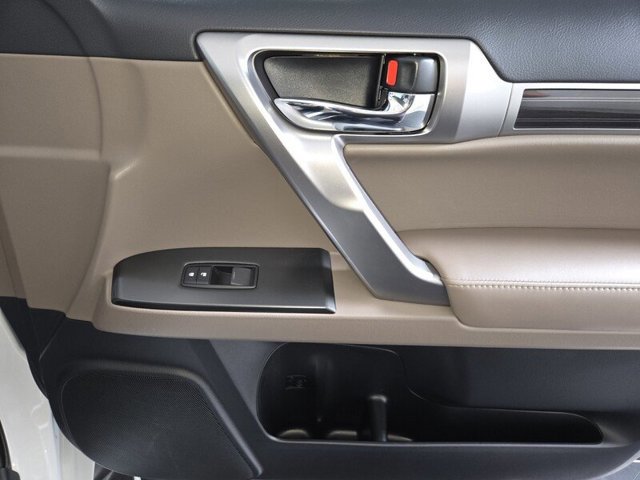 Certified 2023 Lexus GX 460 Premium w/ Accessory Package AWD/4WD image 27