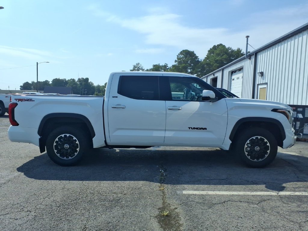 Used 2022 Toyota Tundra SR5 RWD image 8