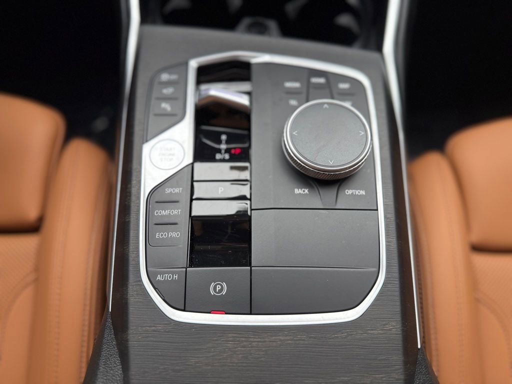 Used 2024 BMW M340i w/ Premium Package image 16