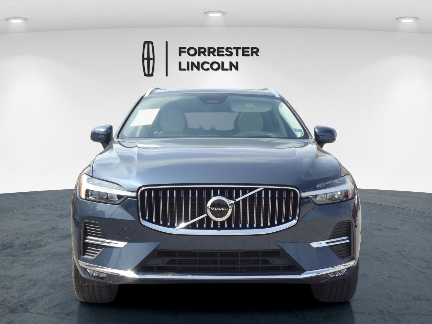 Used 2022 Volvo XC60 B5 Inscription w/ Advanced Package image 8