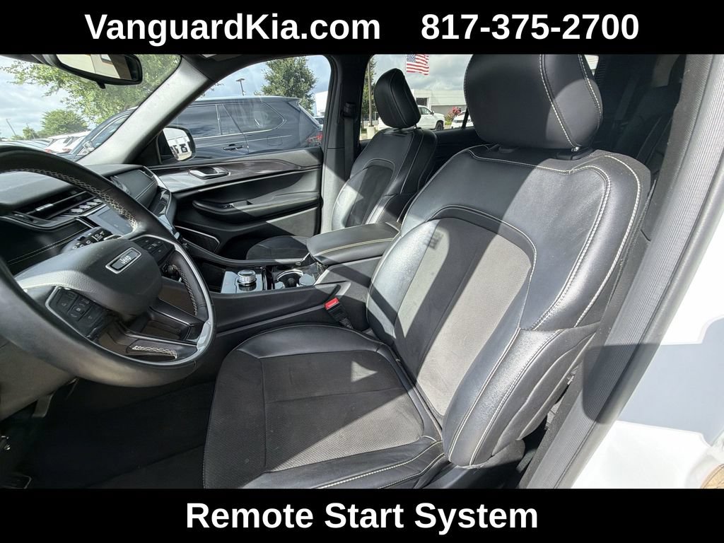 Used 2022 Jeep Grand Cherokee L Laredo RWD image 15