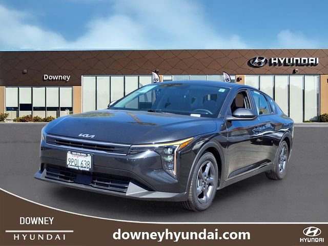 Used 2025 Kia K4 LXS FWD image 1