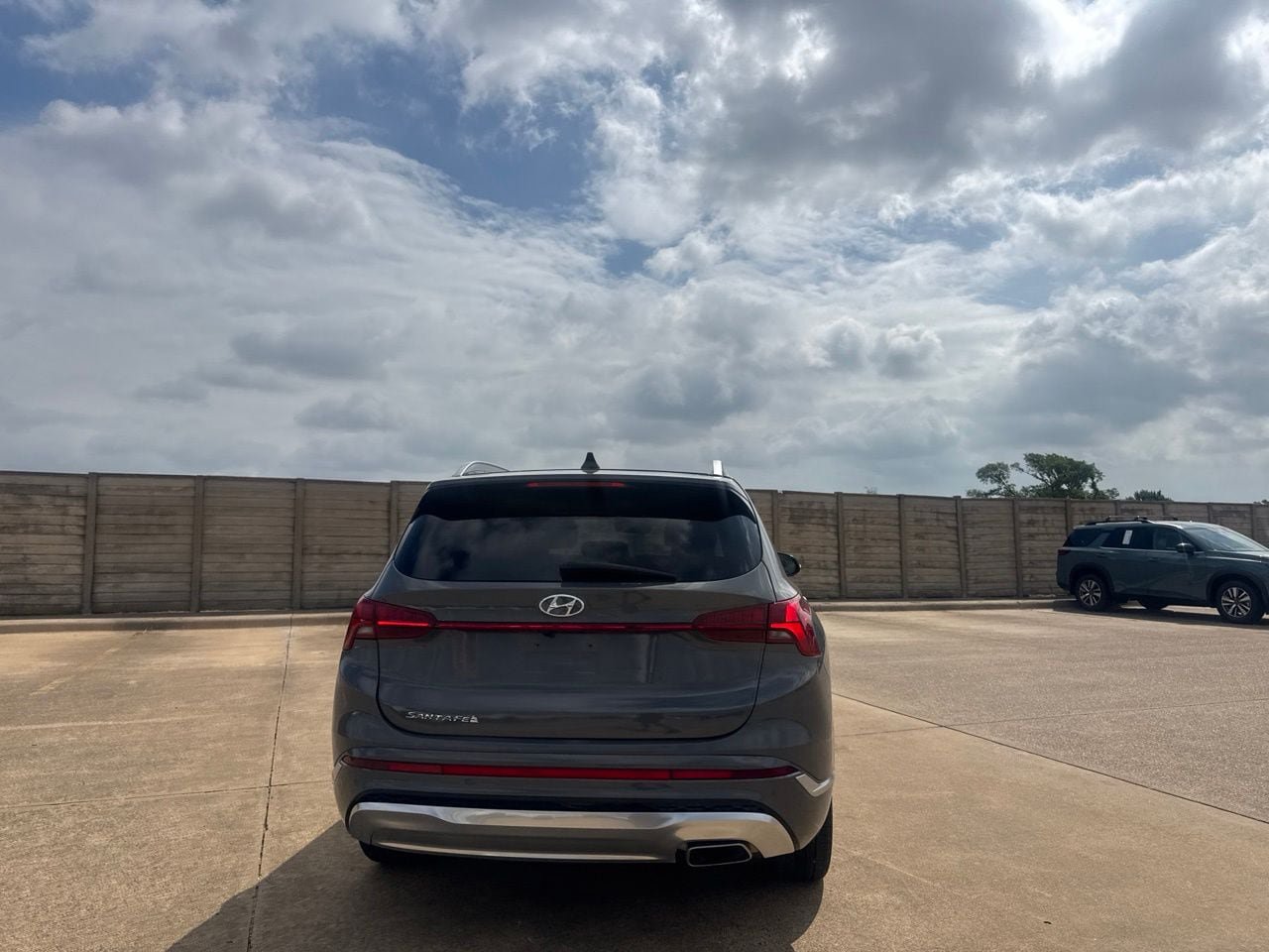 Used 2021 Hyundai Santa Fe Calligraphy w/ Cargo Package FWD image 19