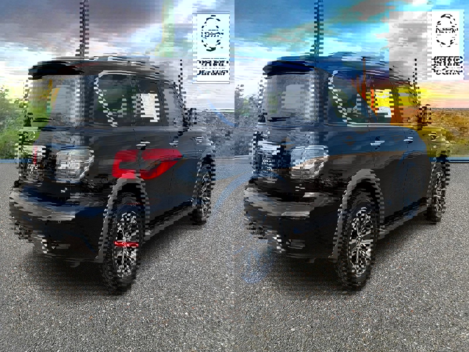 Certified 2020 Nissan Armada SL w/ Premium Package image 7