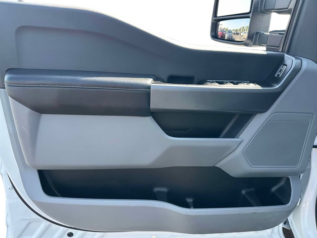 Certified 2025 Ford F250 XLT AWD/4WD image 9