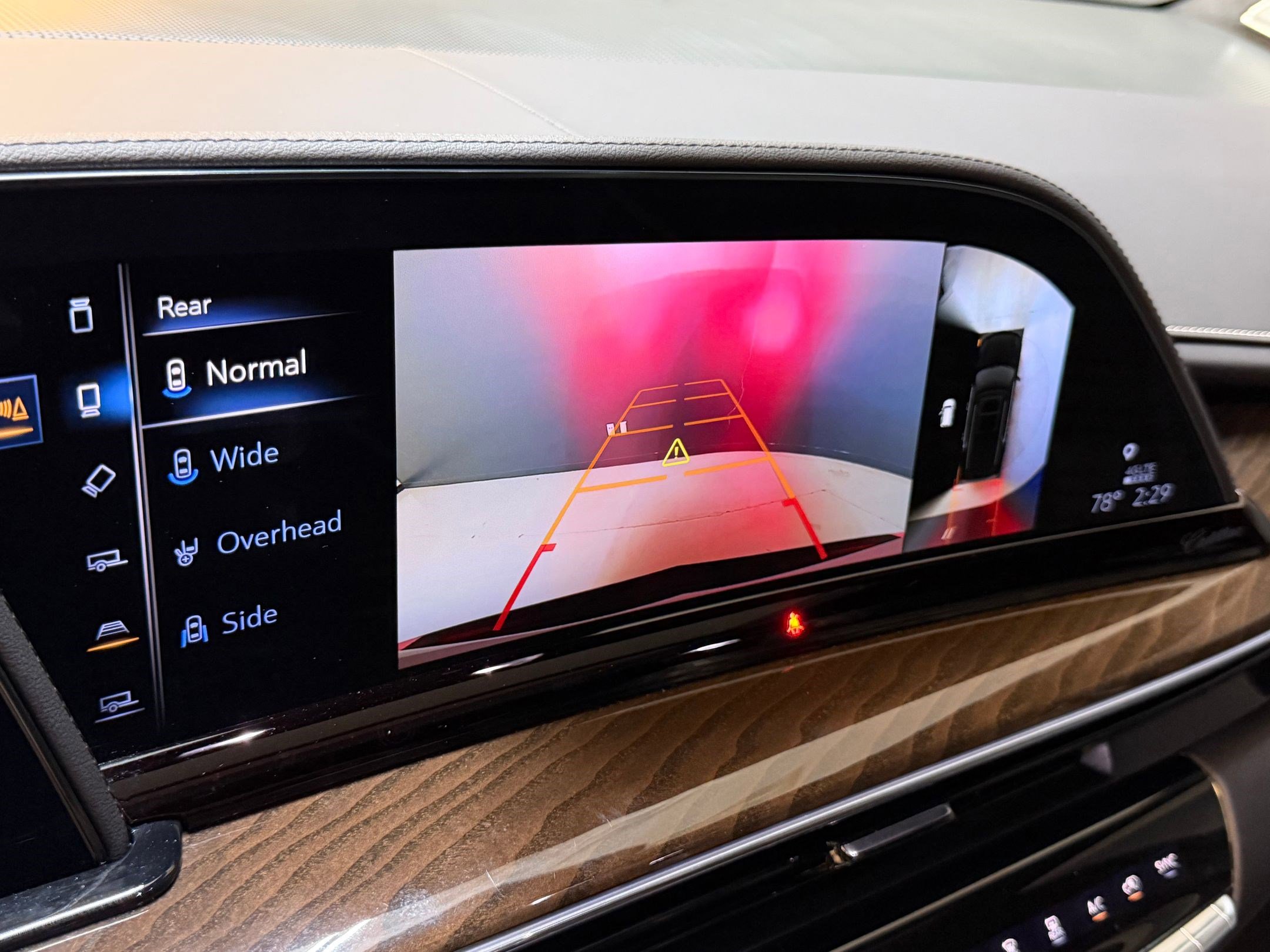 Certified 2024 Cadillac Escalade Sport Platinum w/ LPO, ONYX Package image 33