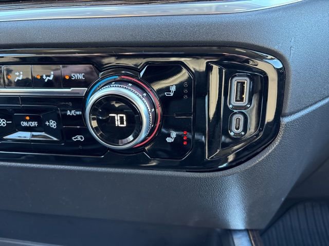 Used 2022 GMC Sierra 1500 Elevation w/ Preferred Package AWD/4WD image 41