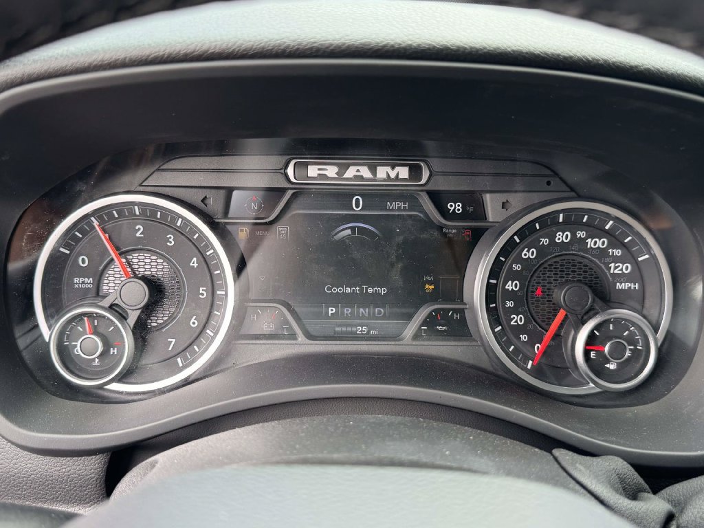 New 2026 RAM 2500 Big Horn AWD/4WD image 23
