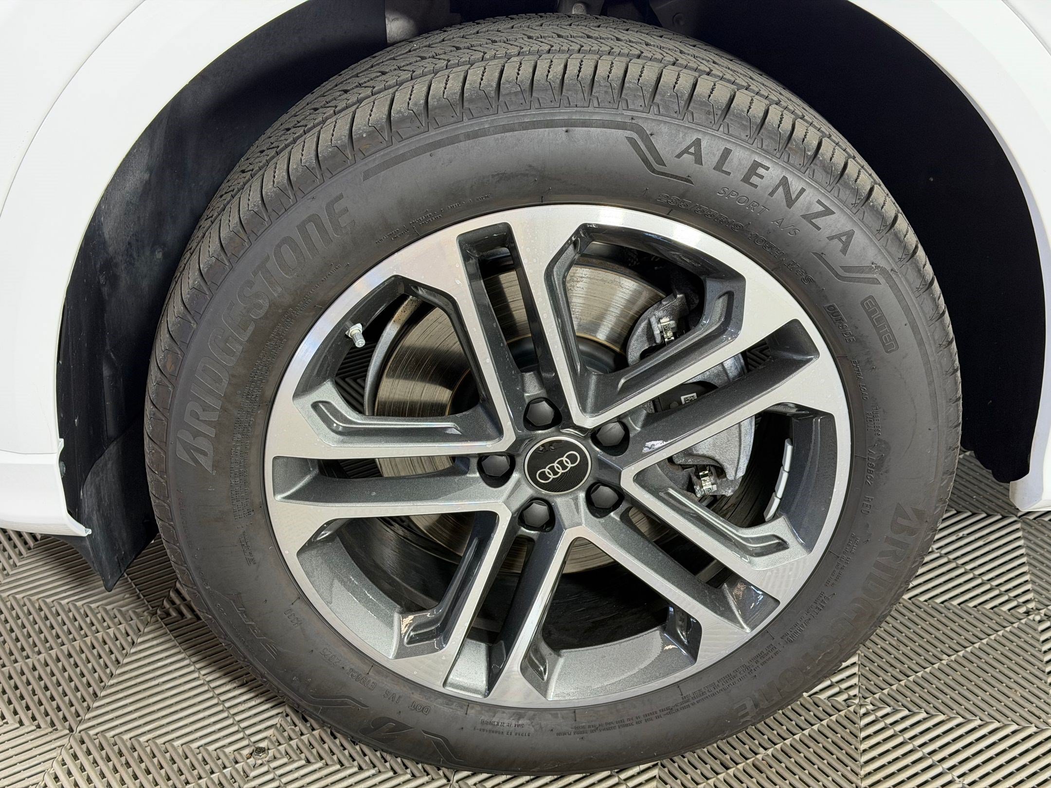 Certified 2025 Audi Q5 Premium w/ Convenience Package AWD/4WD image 12