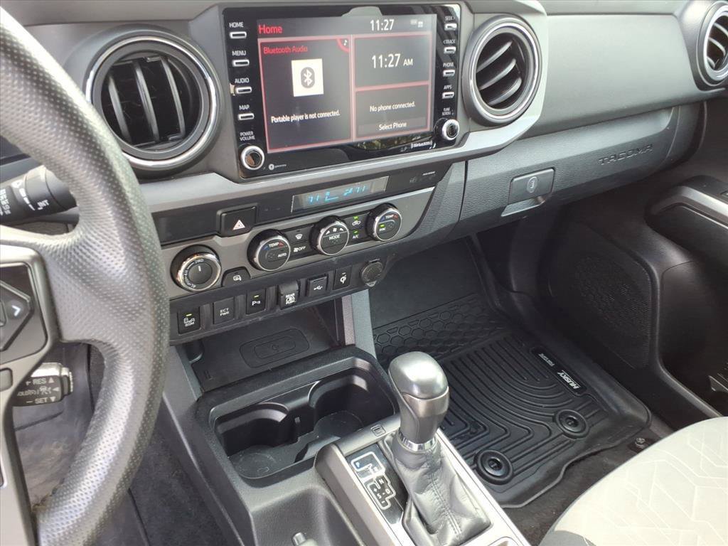 Used 2021 Toyota Tacoma TRD Off-Road w/ Technology Package AWD/4WD image 23