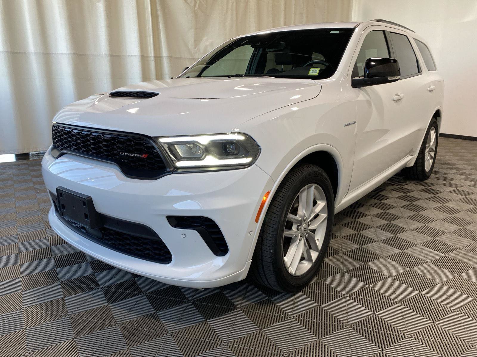 Used 2025 Dodge Durango R/T AWD/4WD image 3