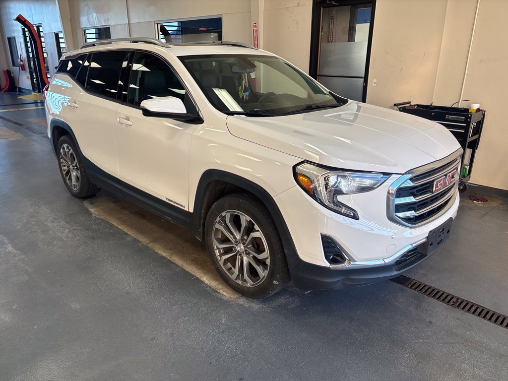 Used 2018 GMC Terrain SLT w/ Preferred Package AWD/4WD image 1