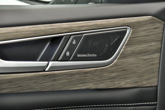 New 2026 Volkswagen Atlas SEL Premium R-Line image 10