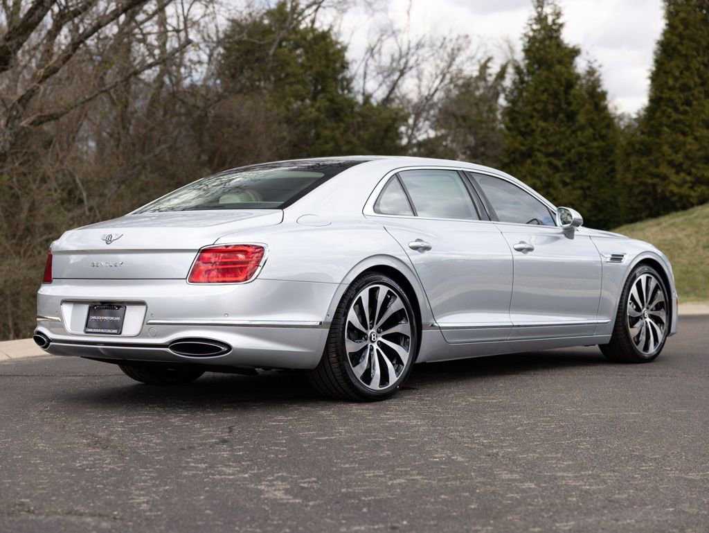 New 2026 Bentley Flying Spur Plug-In Hybrid AWD/4WD image 12