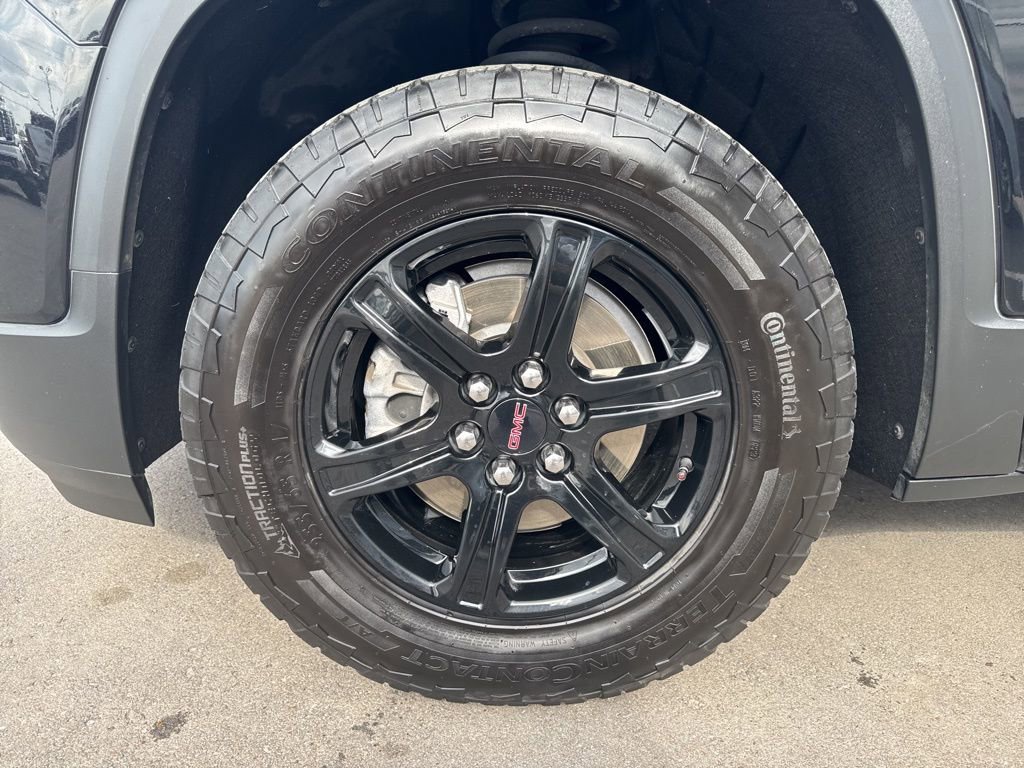 Used 2023 GMC Acadia AT4 w/ Technology Package image 33