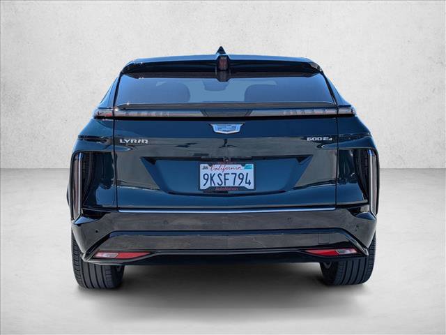 Used 2024 Cadillac Lyriq Luxury AWD/4WD image 6