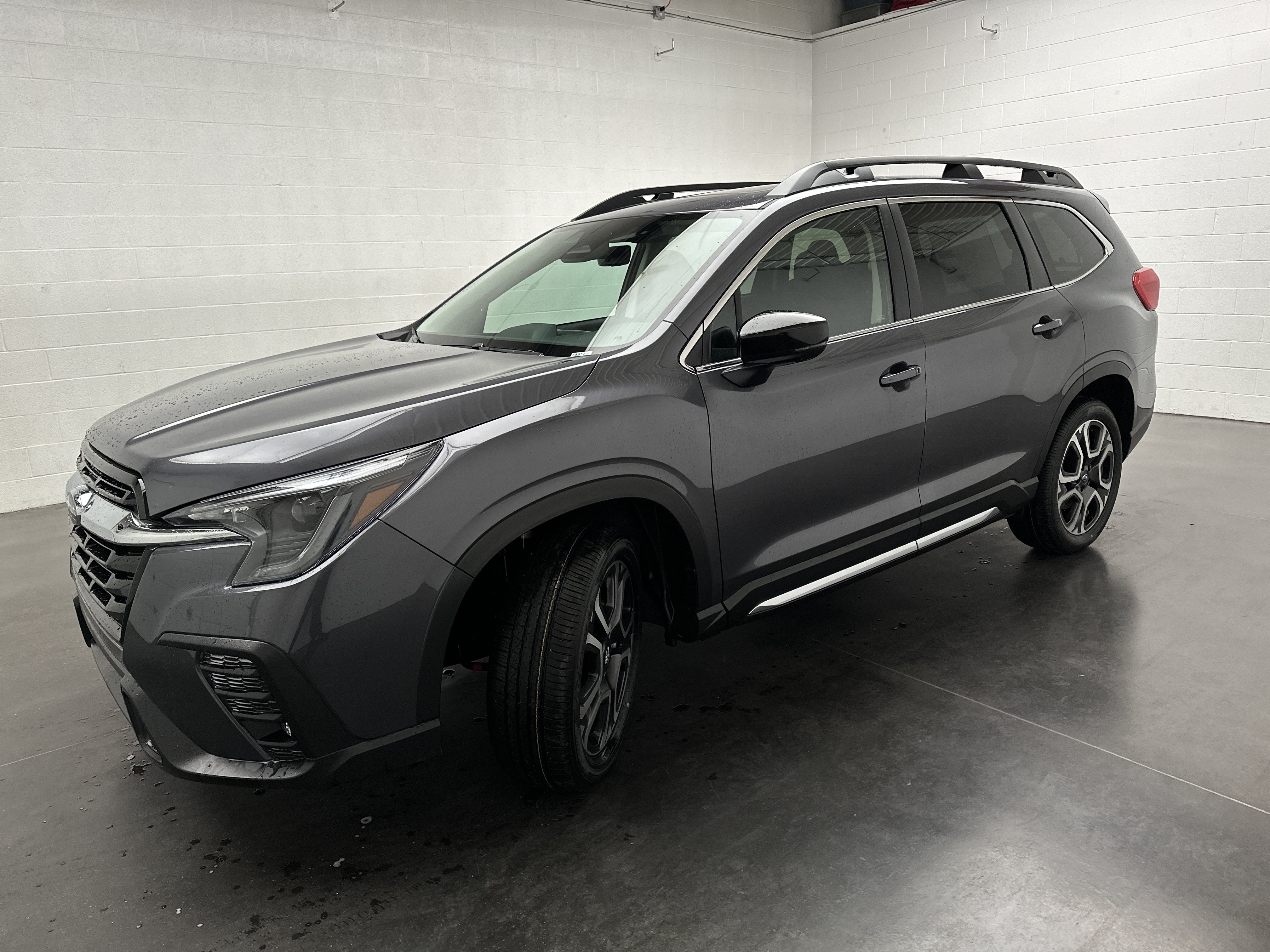 New 2027 Subaru Ascent Limited AWD/4WD image 4