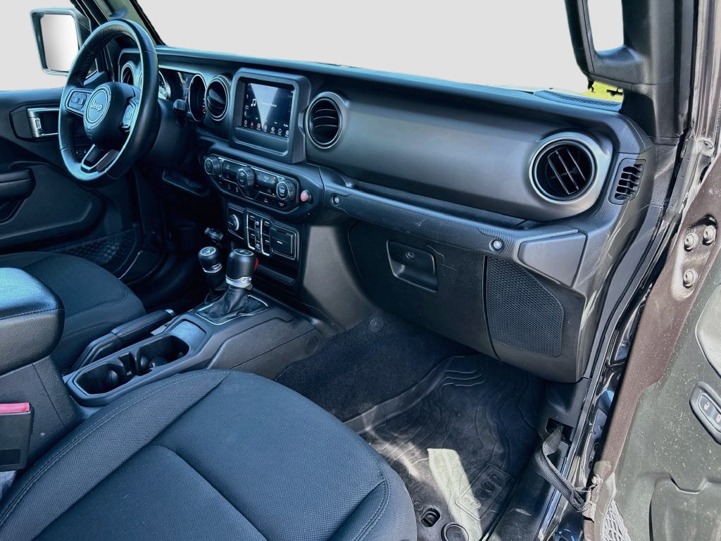 Used 2021 Jeep Gladiator Sport AWD/4WD image 32
