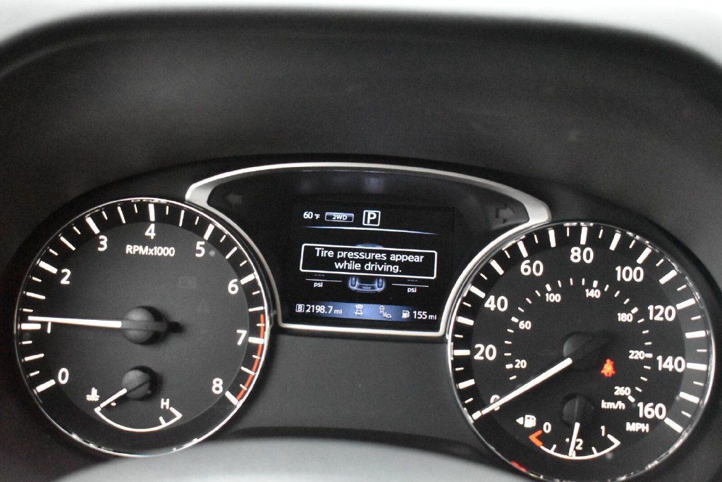 Used 2018 Nissan Pathfinder SL w/ SL Premium Package AWD/4WD image 17